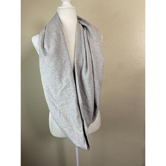 Women Lululemon Sanp Infinity Scarf Gray Convertible Wrap Size OS - Picture 2 of 13